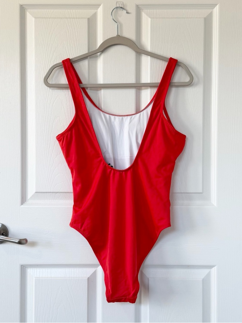 PINK Victoria's Secret Red Scoop Neck One-Piece Bathing Swimsuit NWT - Picture 3 of 7